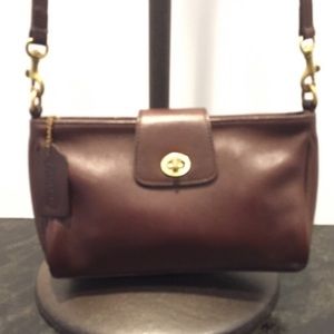 Vintage Coach City crossbody bag